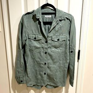 Zara Women’s Green Distressed Button Down Size Small